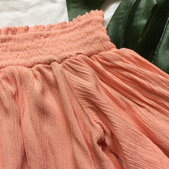 UO KIMCHI BLUE | off-the-shoulder peach crop top - Picture 2 of 5